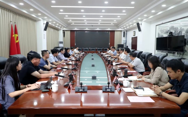 周波接待乐鱼网页版登录界面、天津东疆综合保税区、天津市海河产业基金管理有限公司负责人一行